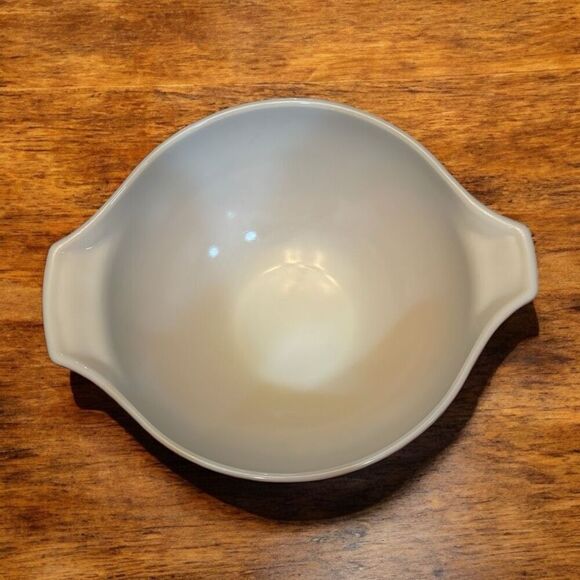 Pyrex Vintage Cinderella Brown Old Orchard Bowl 2.5 QT Model# 443 - Picture 3 of 5